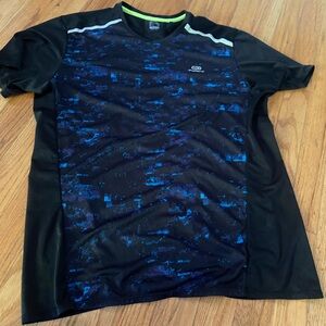 Decathlon Kalenji Men’s Shirt Medium  Mesh On Sides And Back